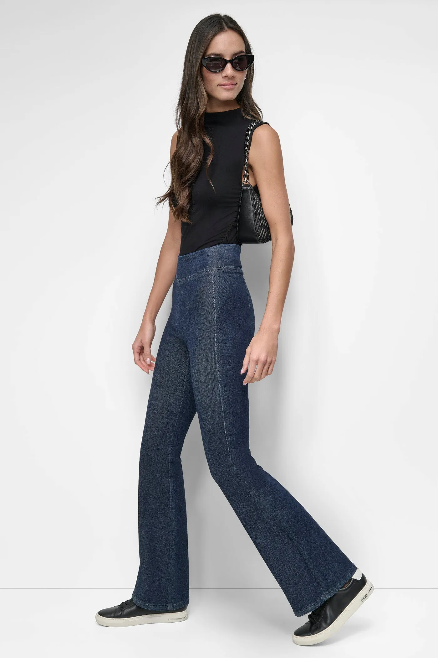HIGH RISE PULL ON FLARE PANT