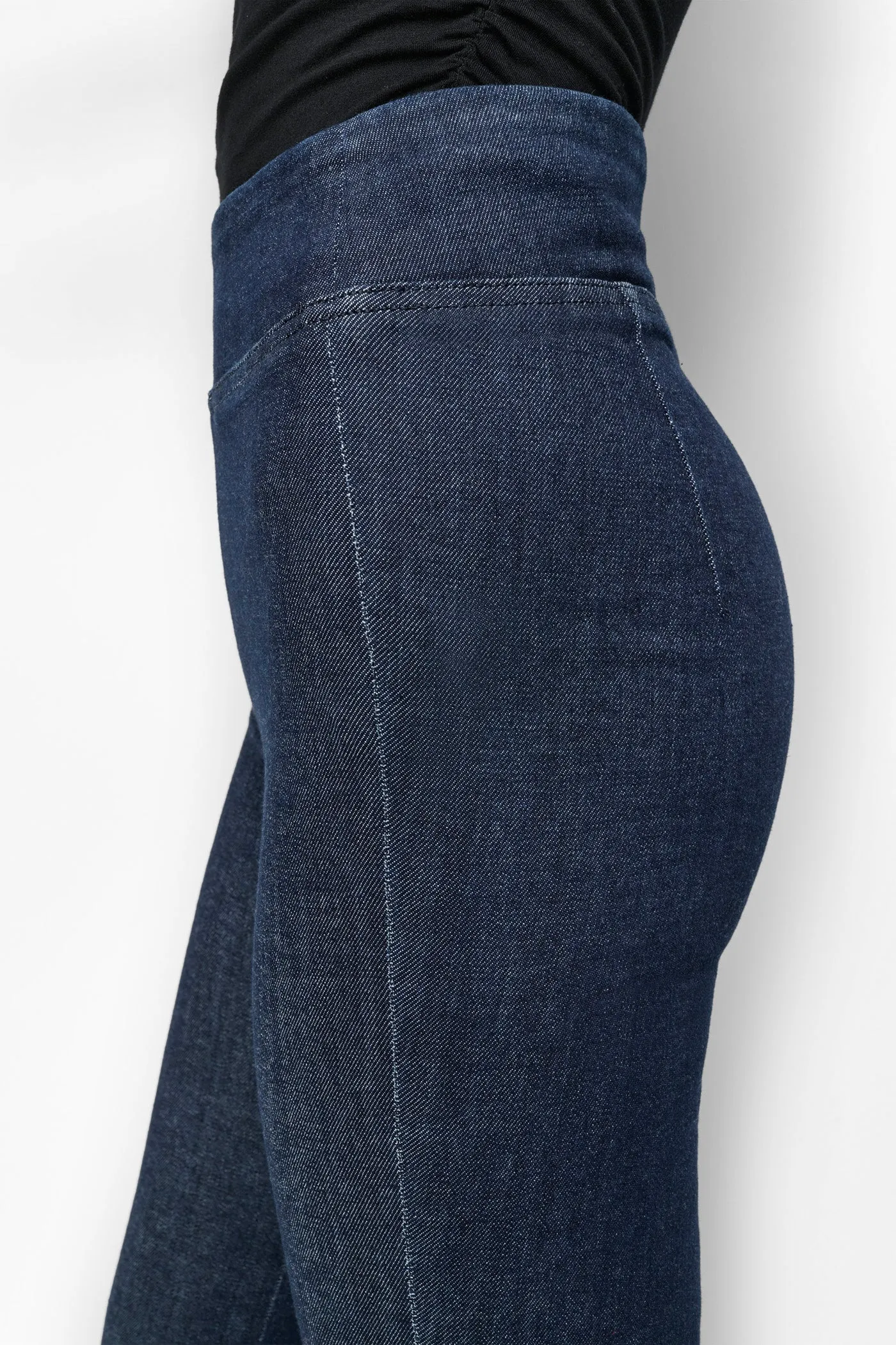 HIGH RISE PULL ON FLARE PANT