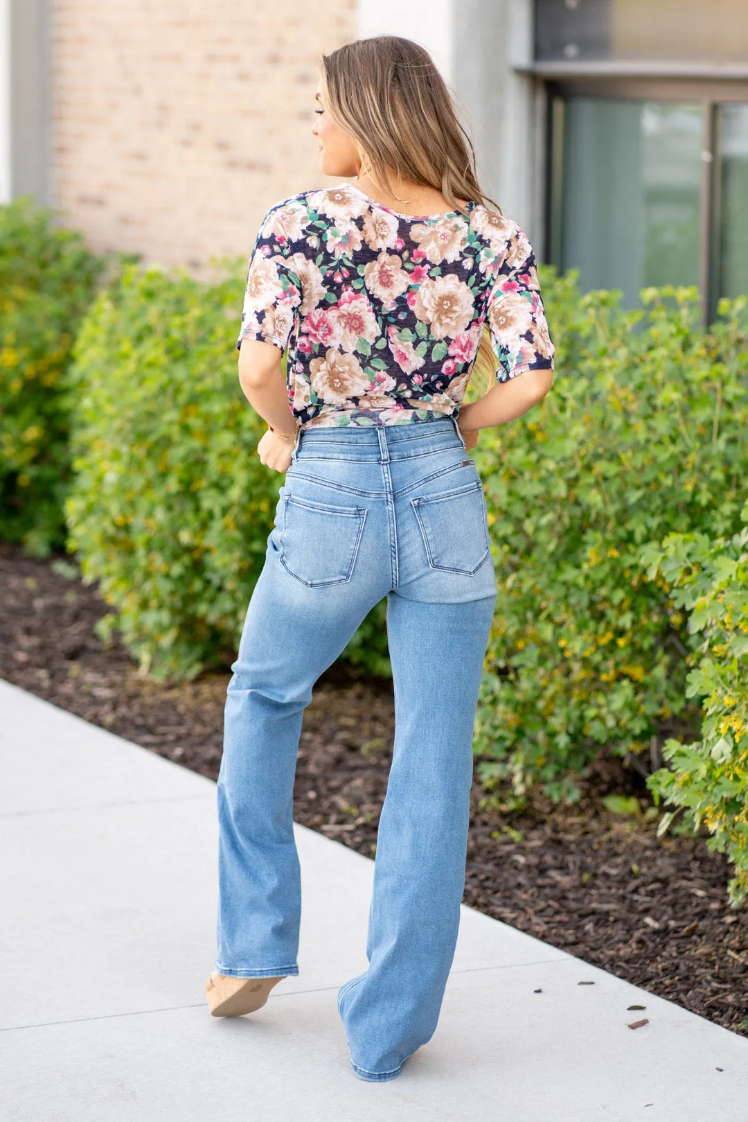 Lexis Ultra High Rise Wide Leg Flare